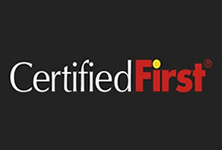 Logotip de CertifiedFirst, taller de reparació de xapa i pintura d'automòbils de referència.